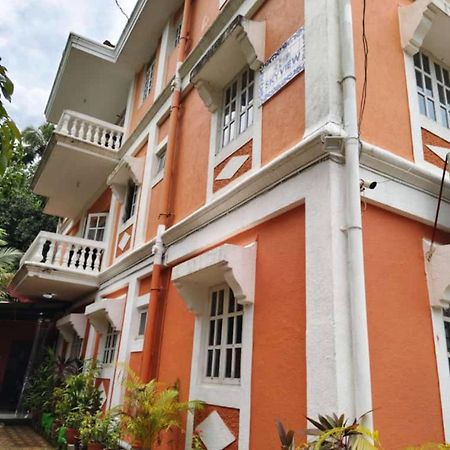 Skyview Villa Candolim Bagian luar foto