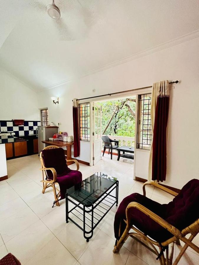 Skyview Villa Candolim Bagian luar foto