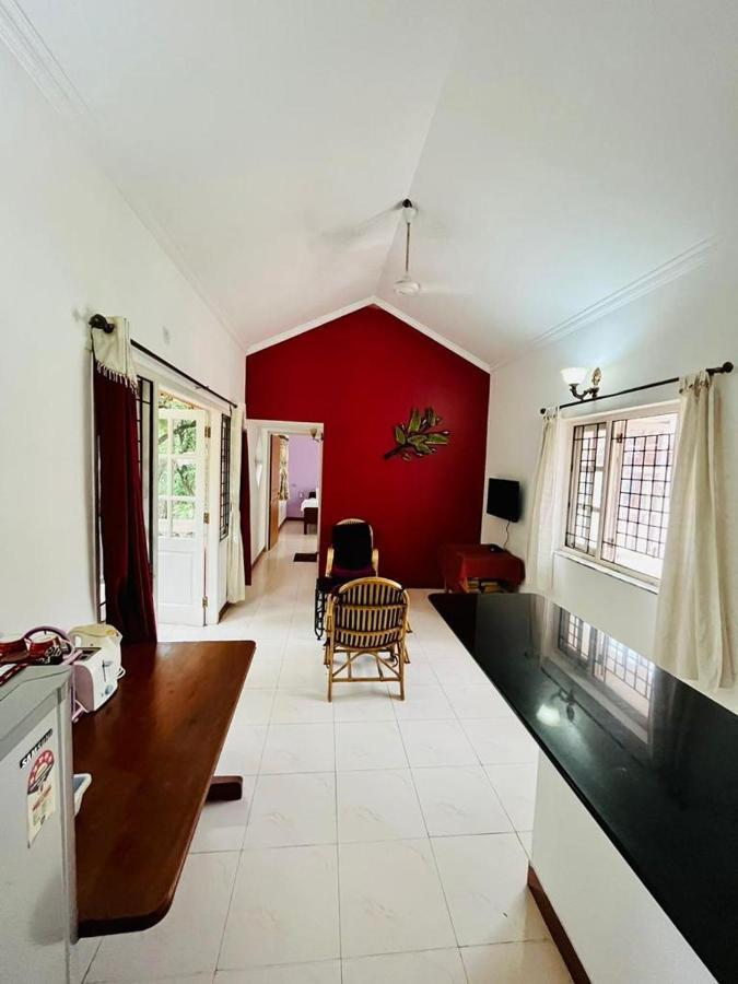 Skyview Villa Candolim Bagian luar foto